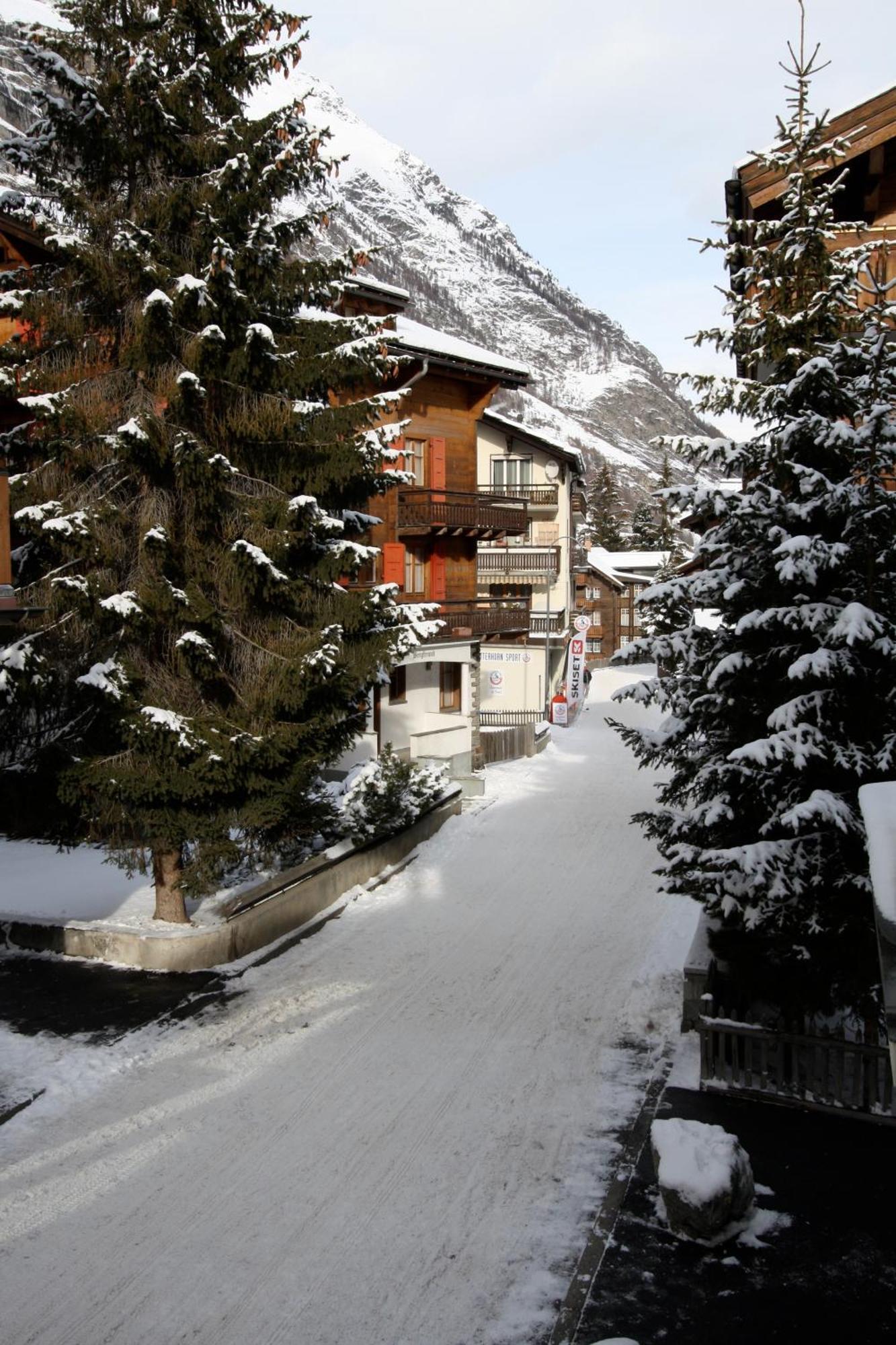 Central & Elegant Apartments,Partially With Fireplace, By Zermatt Rental Dış mekan fotoğraf
